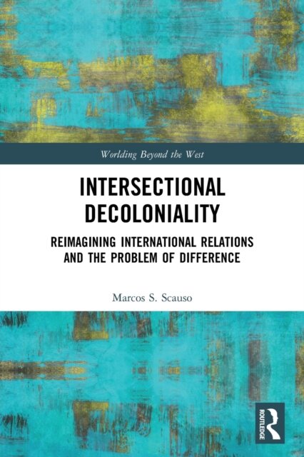 Intersectional Decoloniality