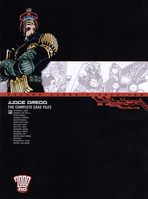Judge Dredd: The Complete Case Files 01