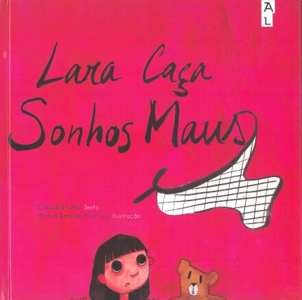 Lara Caça Sonhos Maus