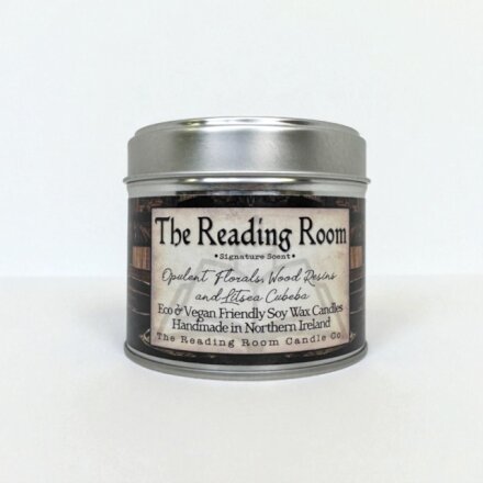 Reading Room - Scented Soy Candle - Opulent Florals, Wood Resins and Litsea Cubeba