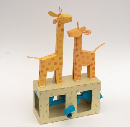 Giraffe -Rob Ives Paper Animation Kit