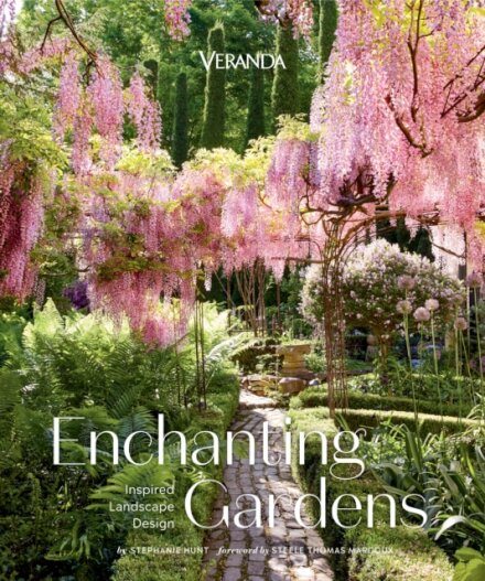 Veranda Enchanting Gardens